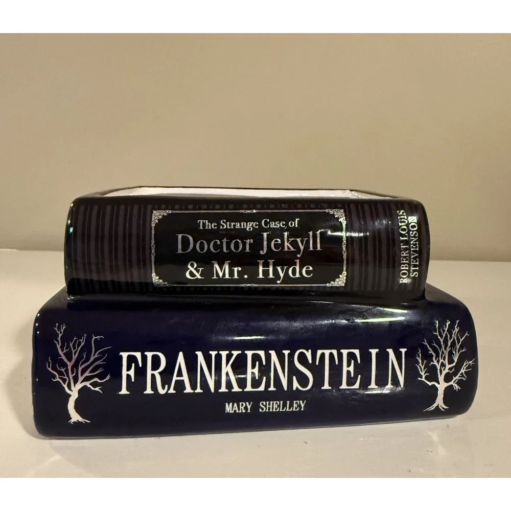 New Halloween Spooky Stacked  Book Candle Dr Jevkyll & Dracula